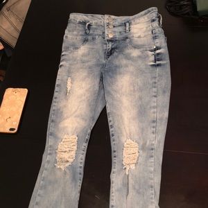 Ripped Denim jeans highwaisted